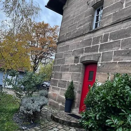 Bahnwaerterhaeuschen - 1873 * Feucht